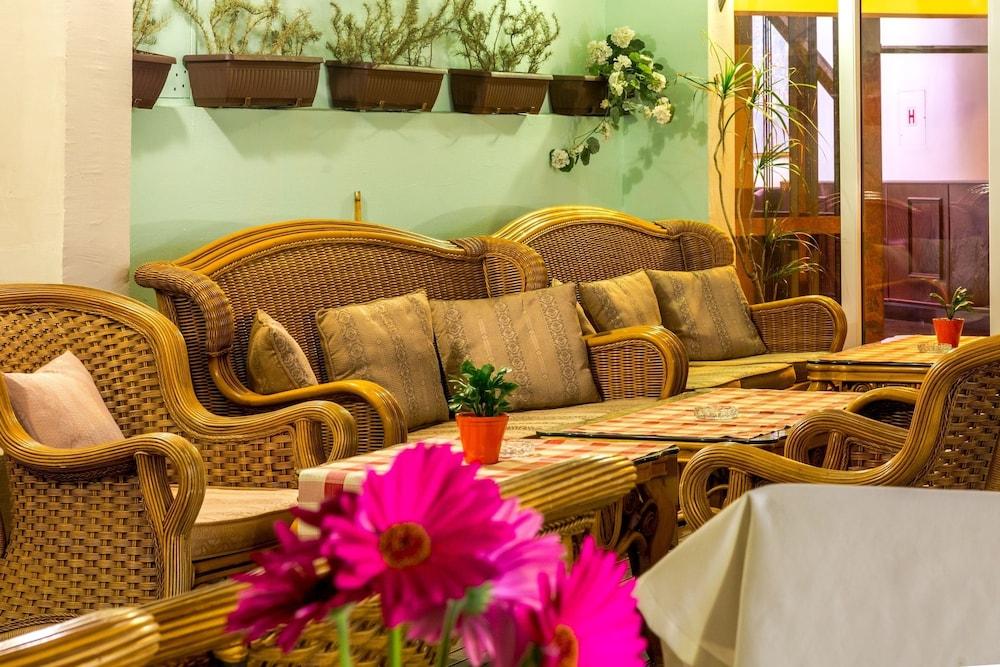 Palazzo President Hotel Сплит Екстериор снимка