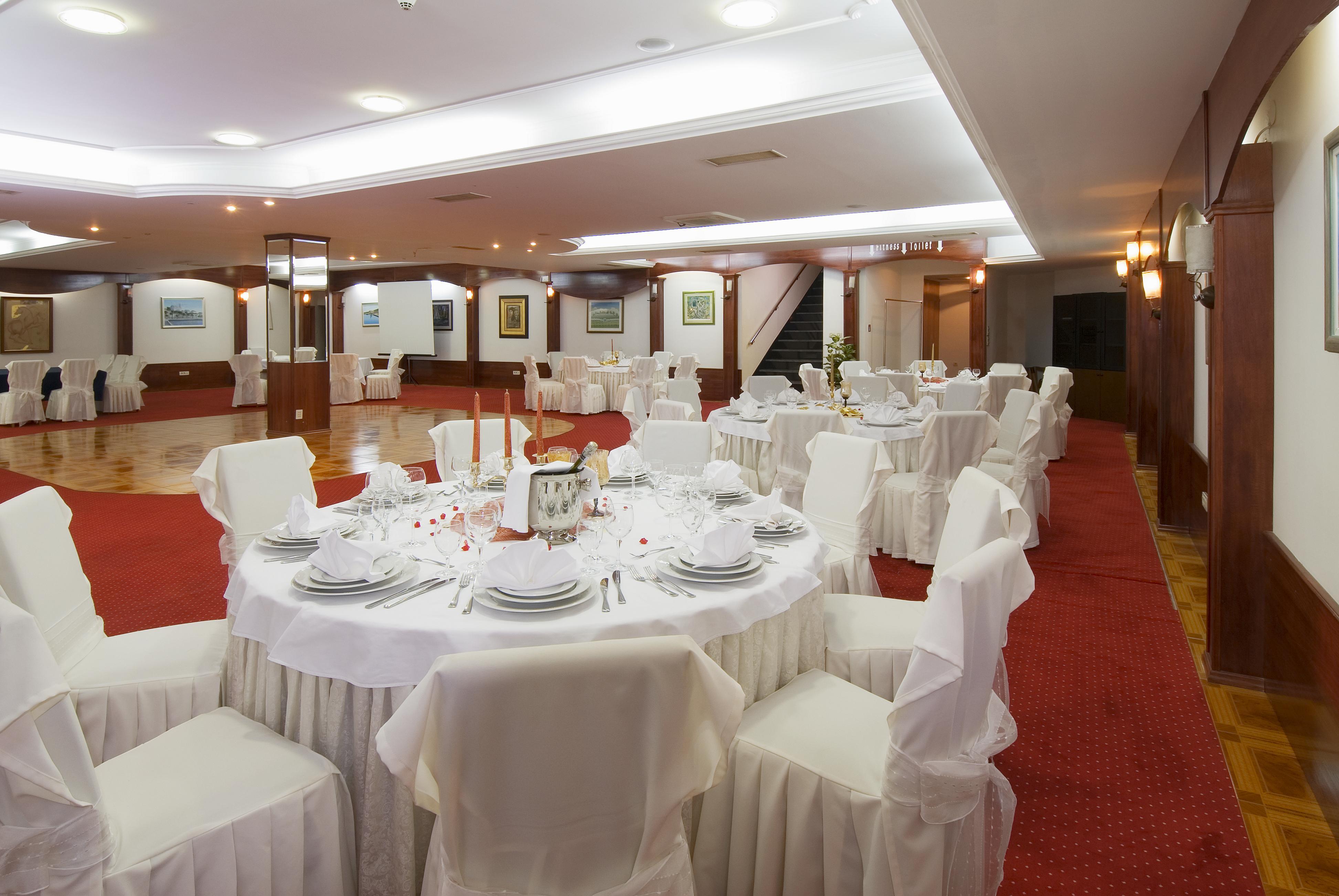 Palazzo President Hotel Сплит Екстериор снимка