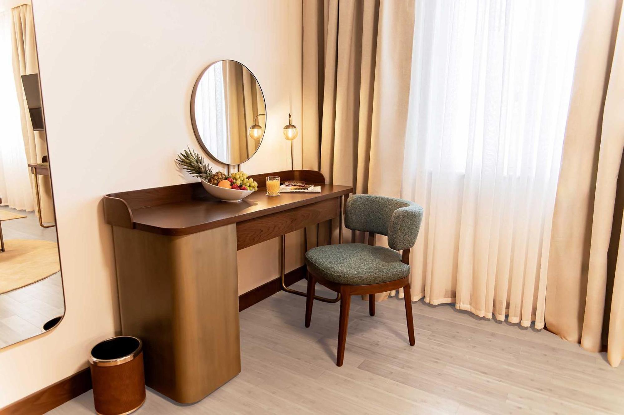 Palazzo President Hotel Сплит Екстериор снимка