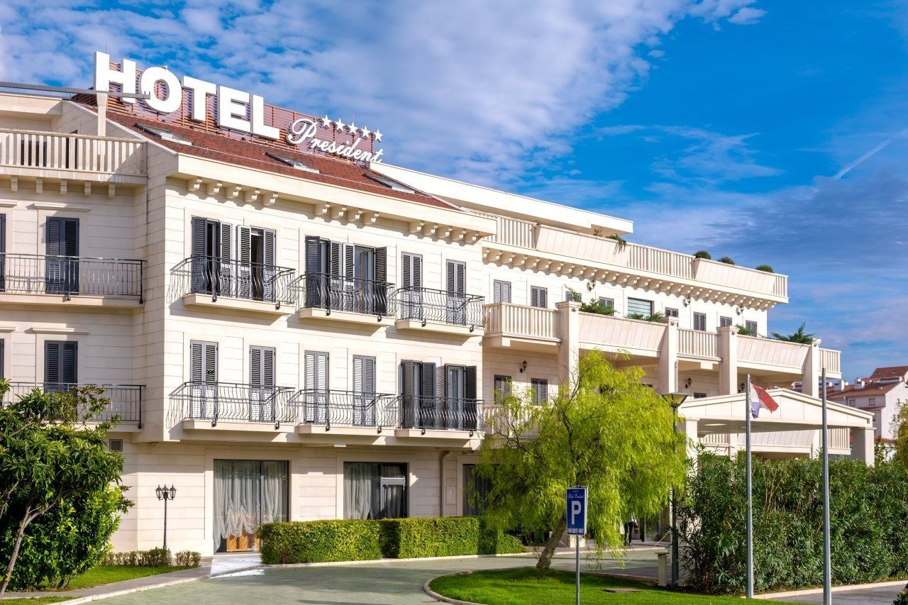 Palazzo President Hotel Сплит Екстериор снимка