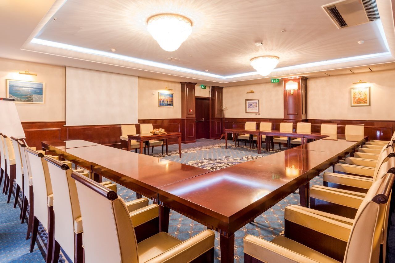 Palazzo President Hotel Сплит Екстериор снимка